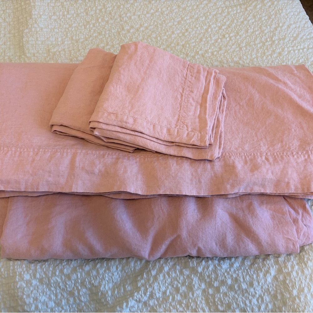 Garnet Hill, King, Linen sheets, pink, like new!